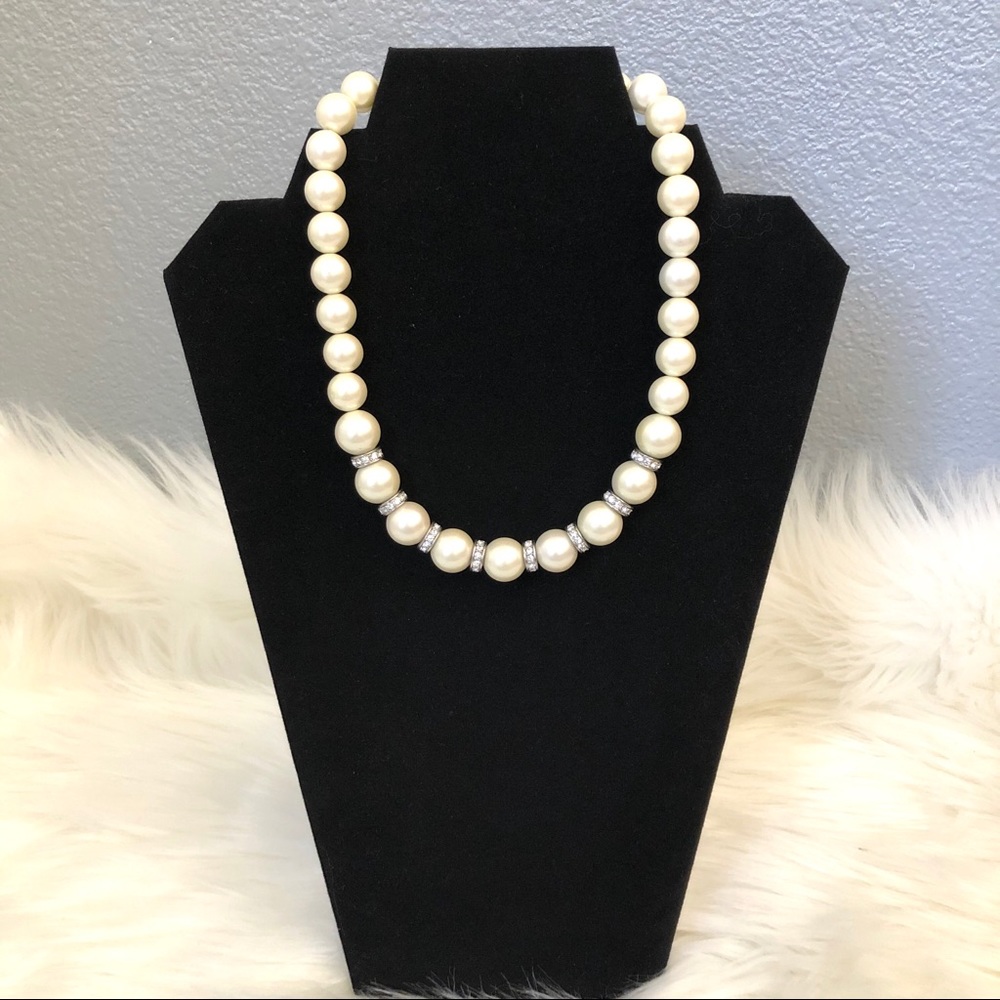 Vintage Ann Taylor Pearl Necklace